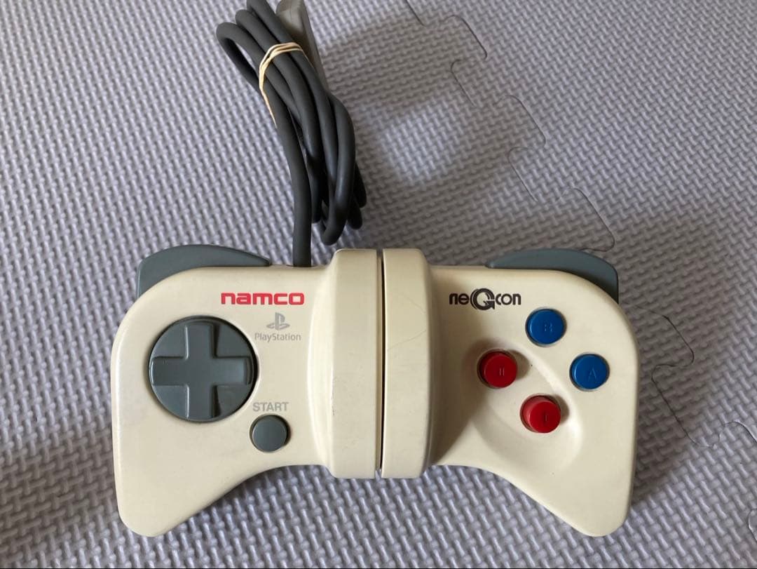 ゲームコントローラー