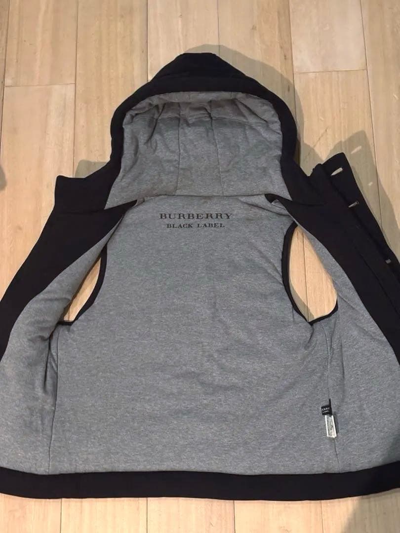 【ゆうなな】希少　BURBERRY バーバリー　ダウンベスト　ホースロゴ