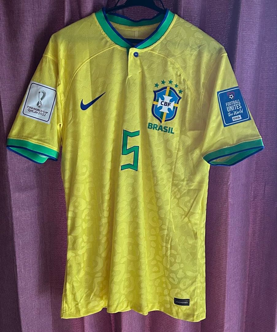 【最終価格】カゼミロ ブラジル代表　カタールワールドカップ　ユニフォーム L