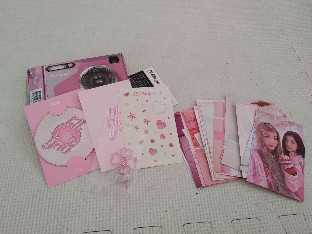 ILLIT アイリット　アルバム　CD