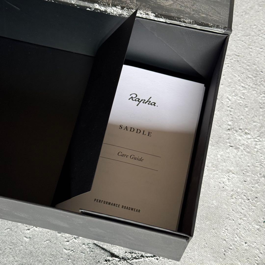 【新品未使用】Rapha Classic Saddle