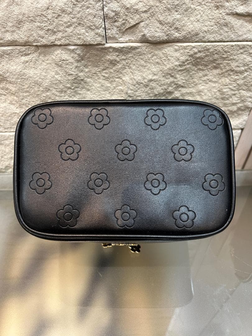 中古品 MARY QUANT ＆ ディズニー コラボ ボストン バニティポーチ