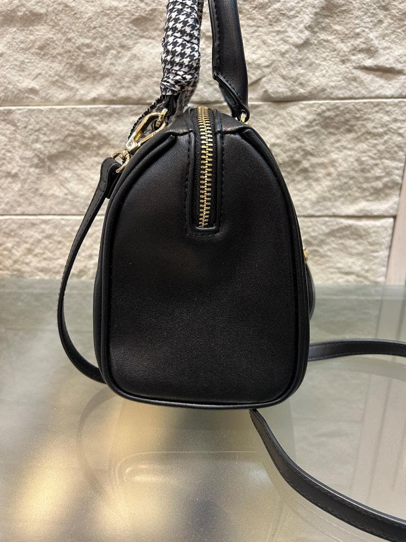 中古品 MARY QUANT ＆ ディズニー コラボ ボストン バニティポーチ