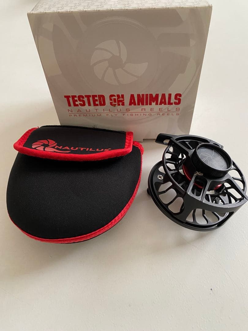 NAUTILUS XS 3/4 Black フライリール ノーティラス