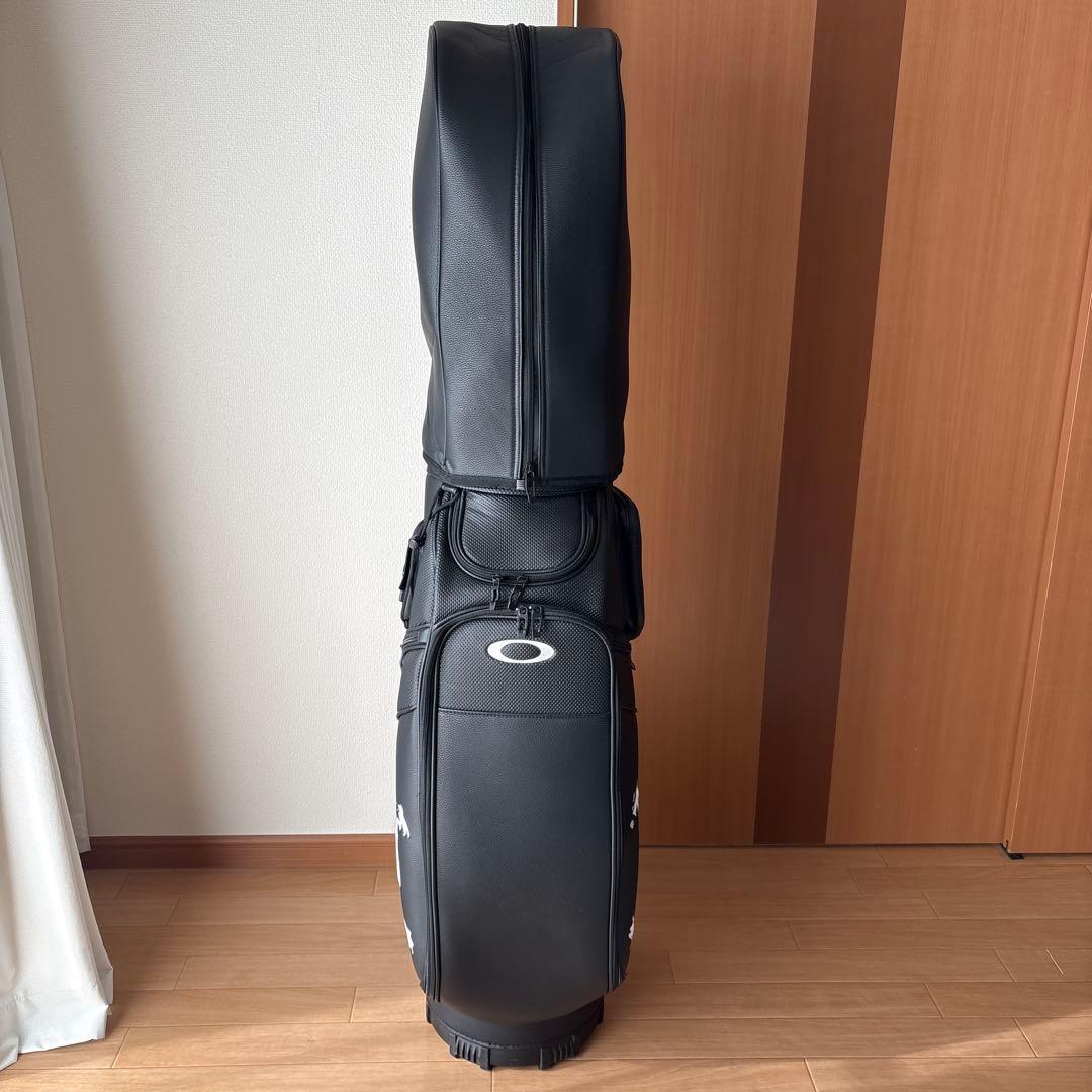 ハイタイド　OAKLEY ブラック キャディバッグ　9型