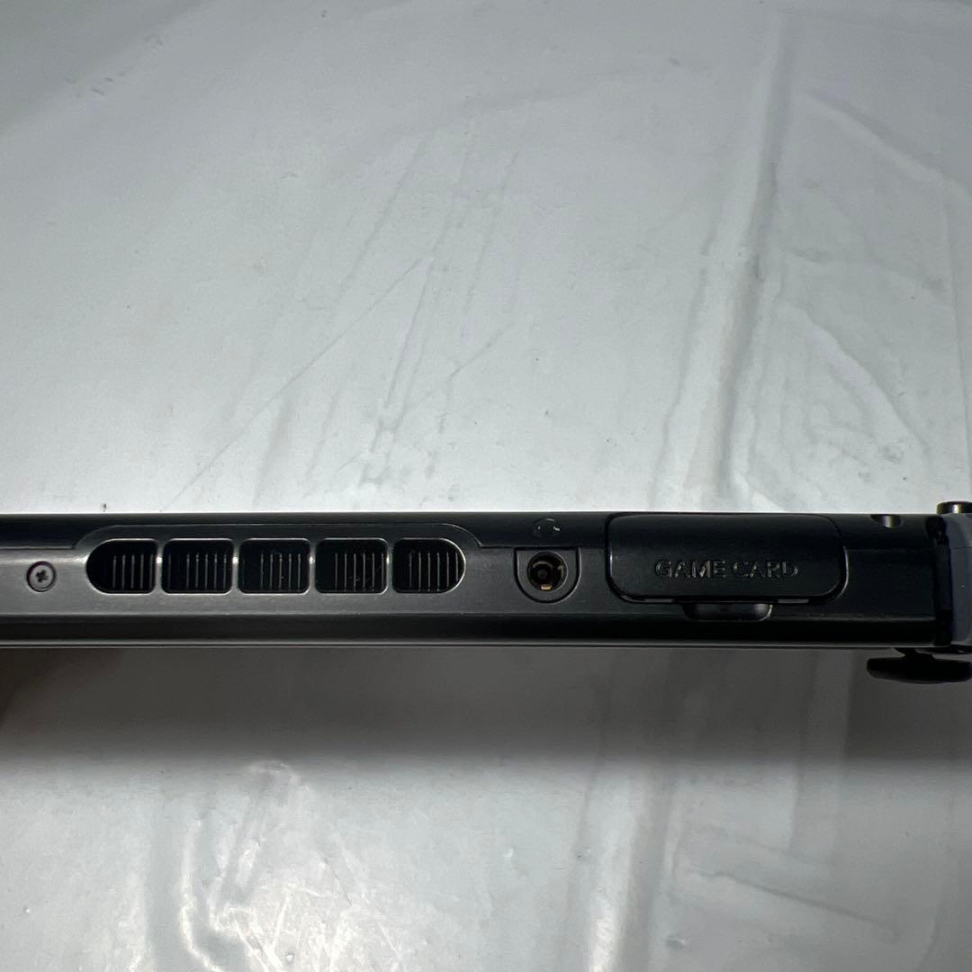 グレーのNintendo Switch本体、Joy-Con、ドック、充電器付き！