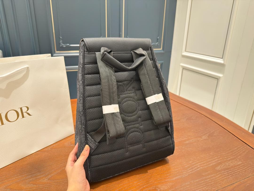 Dīor ブラック バックパック