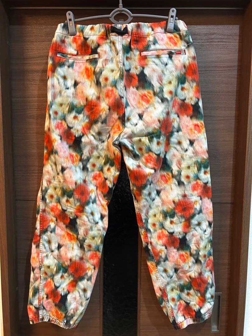 パンツ Supreme Liberty Floral Belted Pant