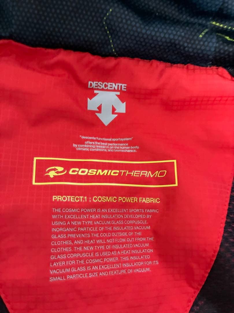 DESCENTE Move Sport ウォームアップスーツ