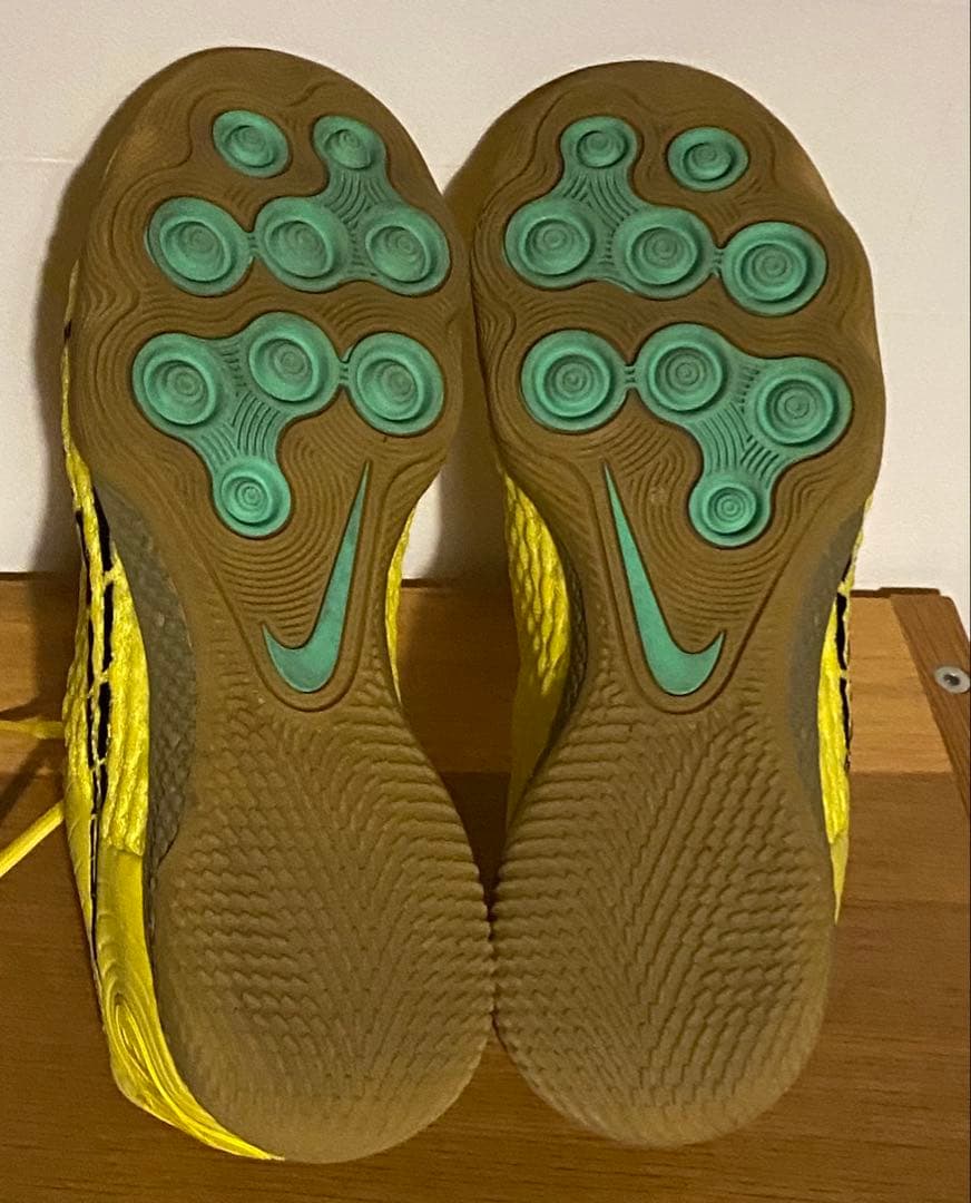 nike ナイキ フットサルシューズ リアクトガト 24.5cm