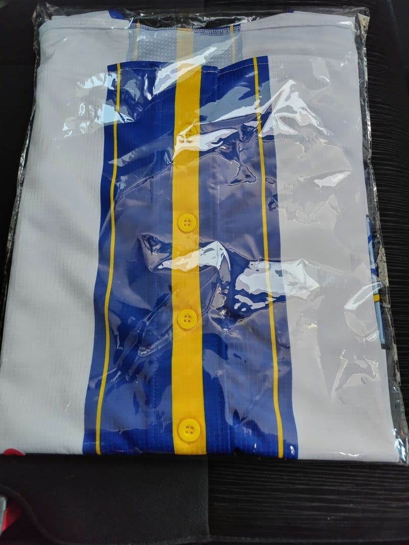 ベイスターズ　ホームユニフォーム　ピカチュウ　背番号無し Lサイズ