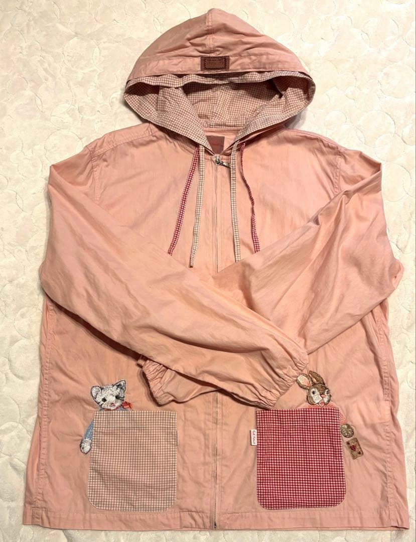 ピンクハウス☆カールヘルム　ジップアップジャケット　ねこ　うさぎ　刺繍　ピンク