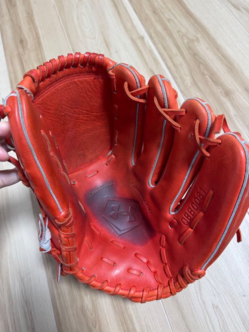 横*山様 アンダーアーマー Under Armour 硬式グローブ オレンジ　投