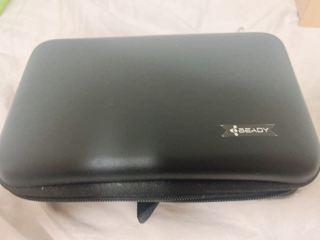 Newニンテンドー3DS LL ライム ブラック 本体 充電コード・ケース付