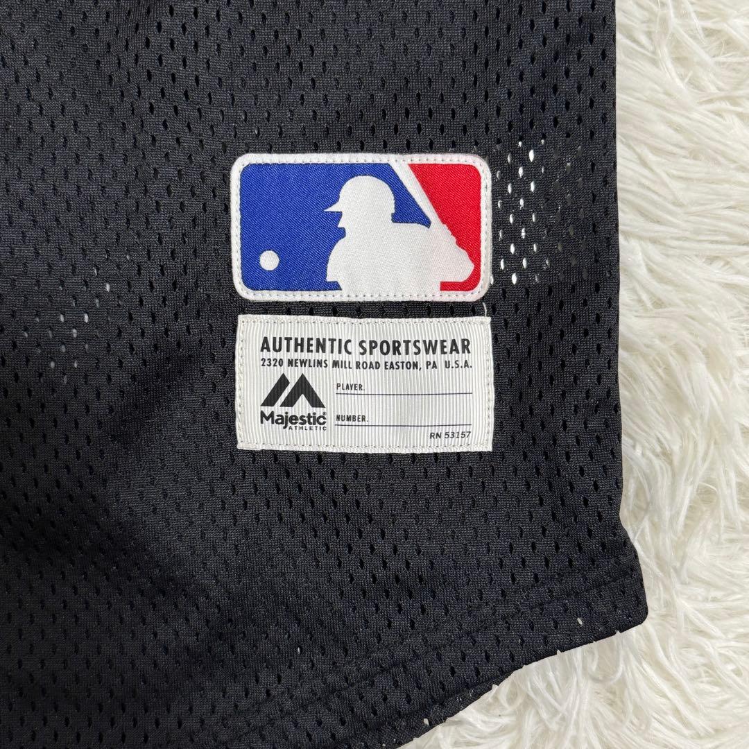未使用級✨Majestic ヤンキース ユニフォーム ベースボールシャツ XL