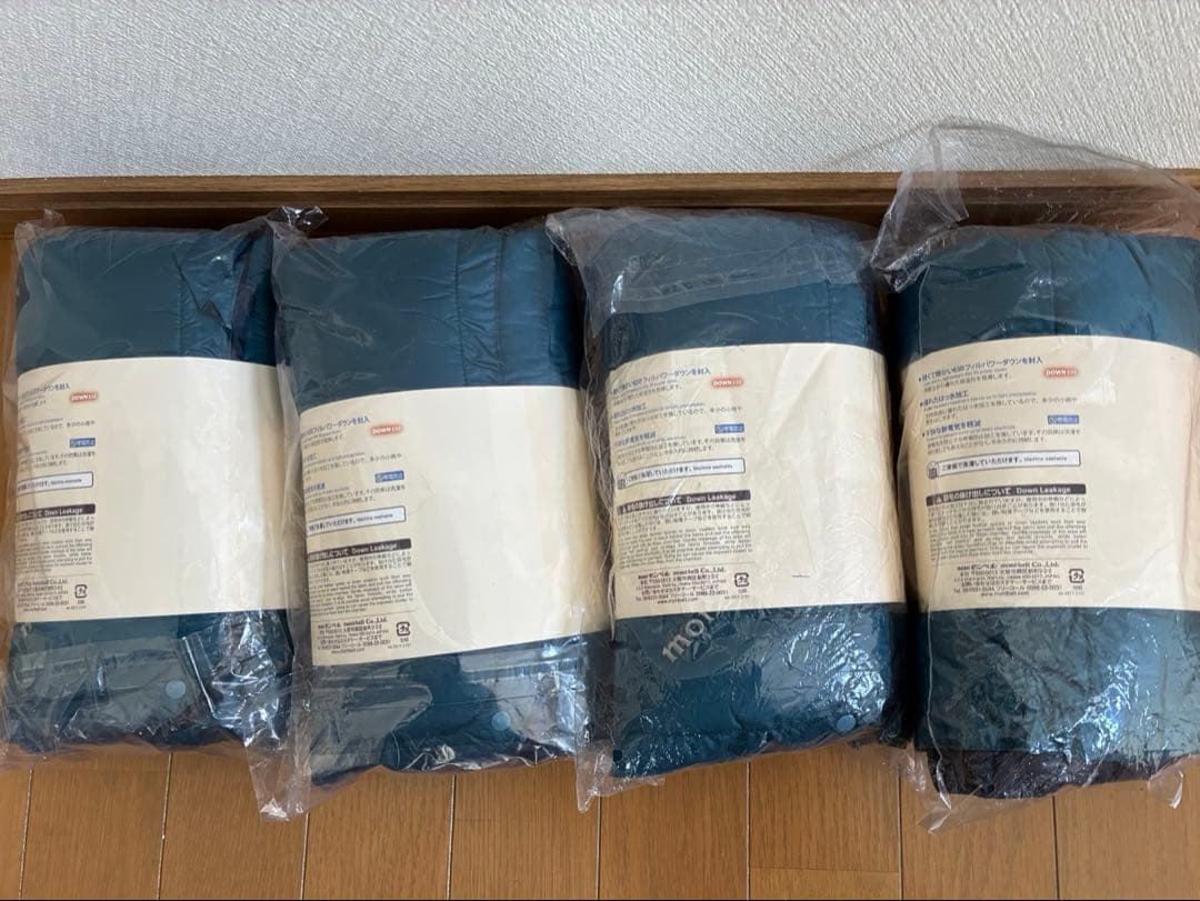 モンベル　ダウンブランケットMサイズ 新品未使用 ４個セット