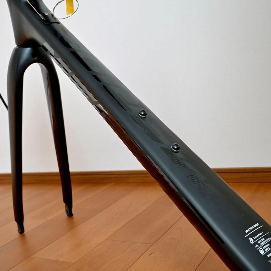 ☆SCULTURA☆スクルトゥーラ☆8000-E☆リムブレーキ☆