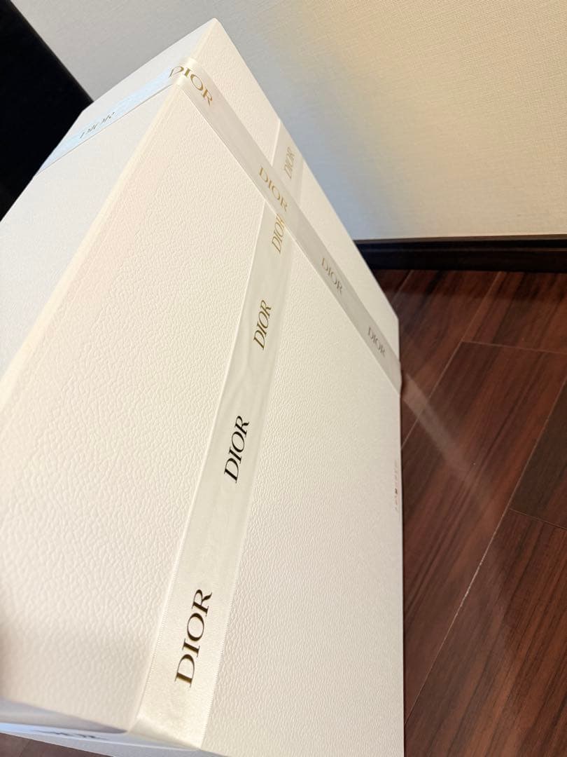 Dior日めくりカレンダー 新品未開封