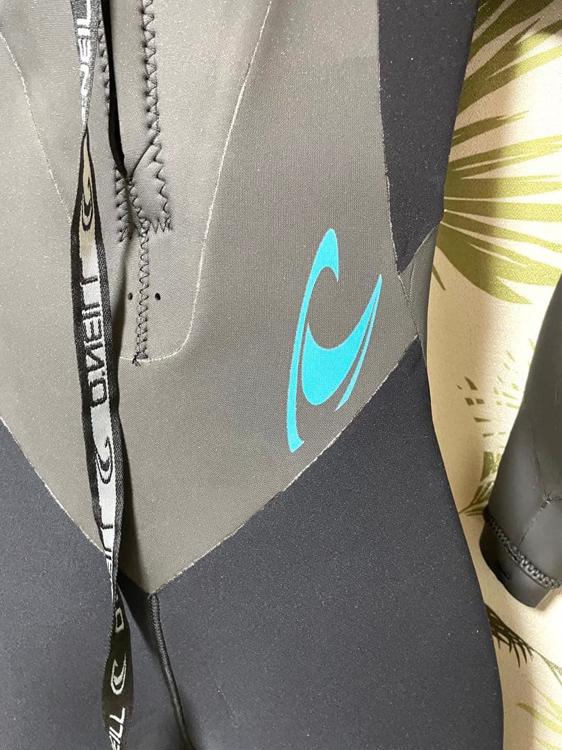 ✳️良品★オニール ★5×3mmセミドライ★レディースM位★日本製★お洒落デザイン