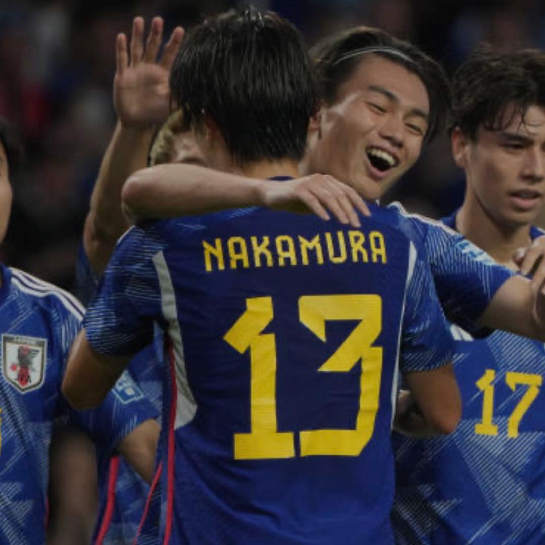 日本代表 中村敬斗 2026W杯予選 ユニフォーム スタッドランス