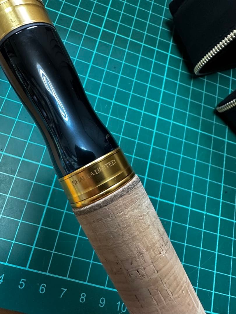 ワールドシャウラリミテッド　2831r-2 シマノ