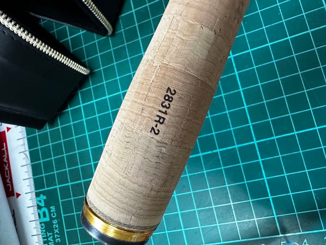 ワールドシャウラリミテッド　2831r-2 シマノ