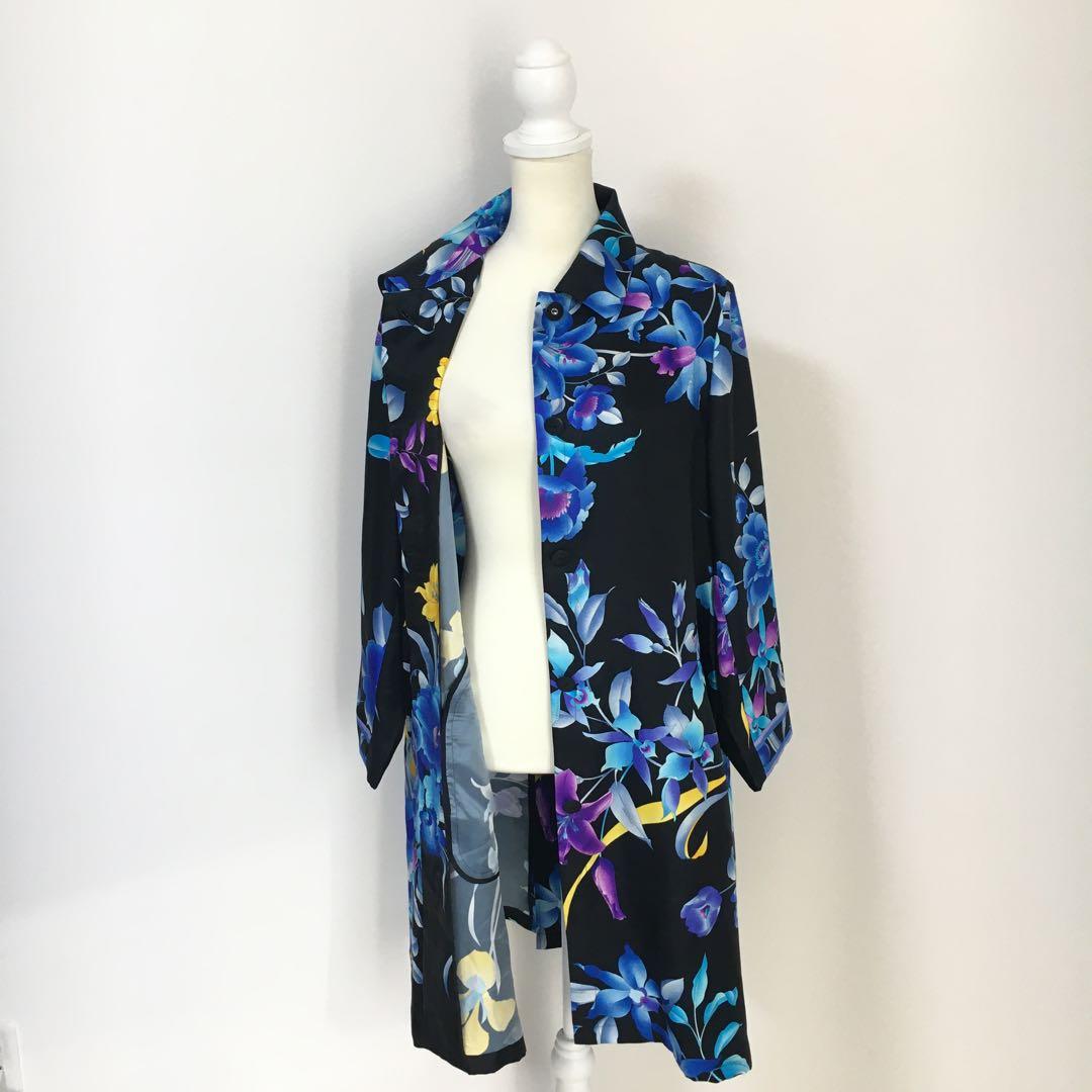 近年美品　LEONARD レオナール　美しい花柄　スプリング　コート　42