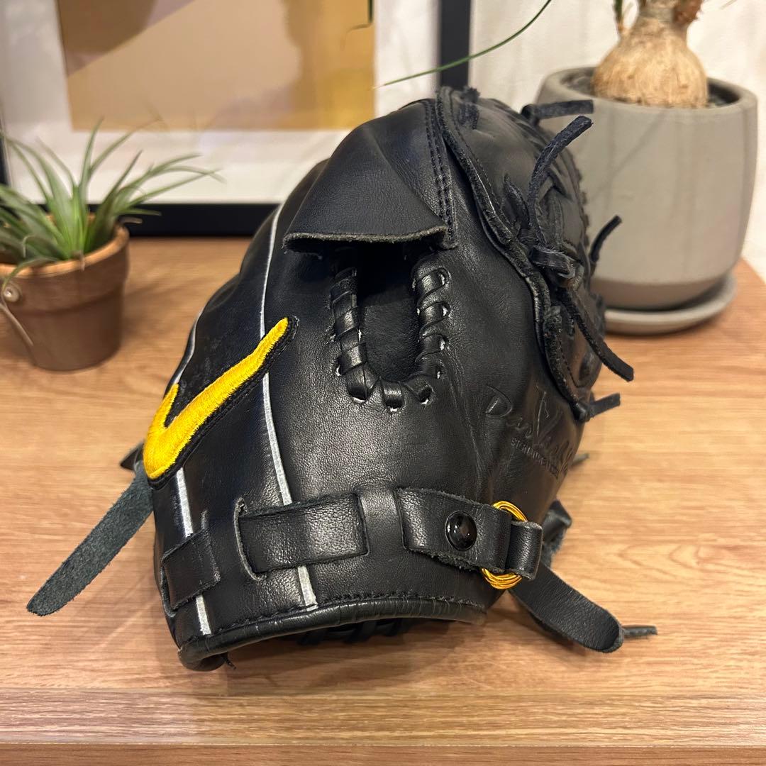 ナイキ　軟式　少年　投手用グローブ