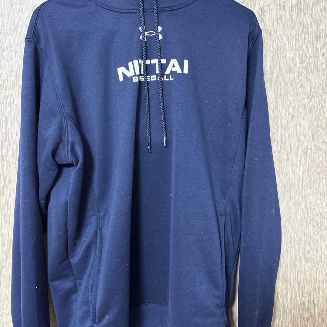 日本体育大学　硬式野球部　練習帽子、パーカー