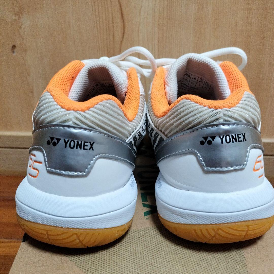 【美品】YONEX バドミントンシューズ65z／25cm
