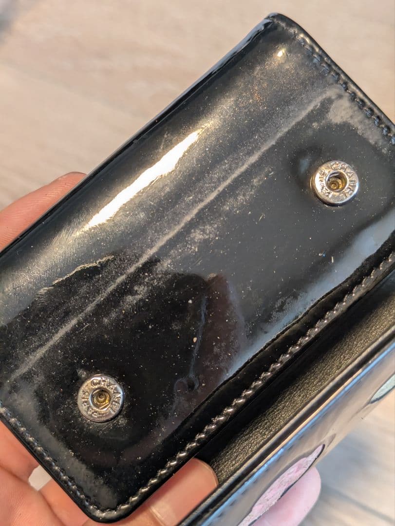 CHANEL ブラックキーケース