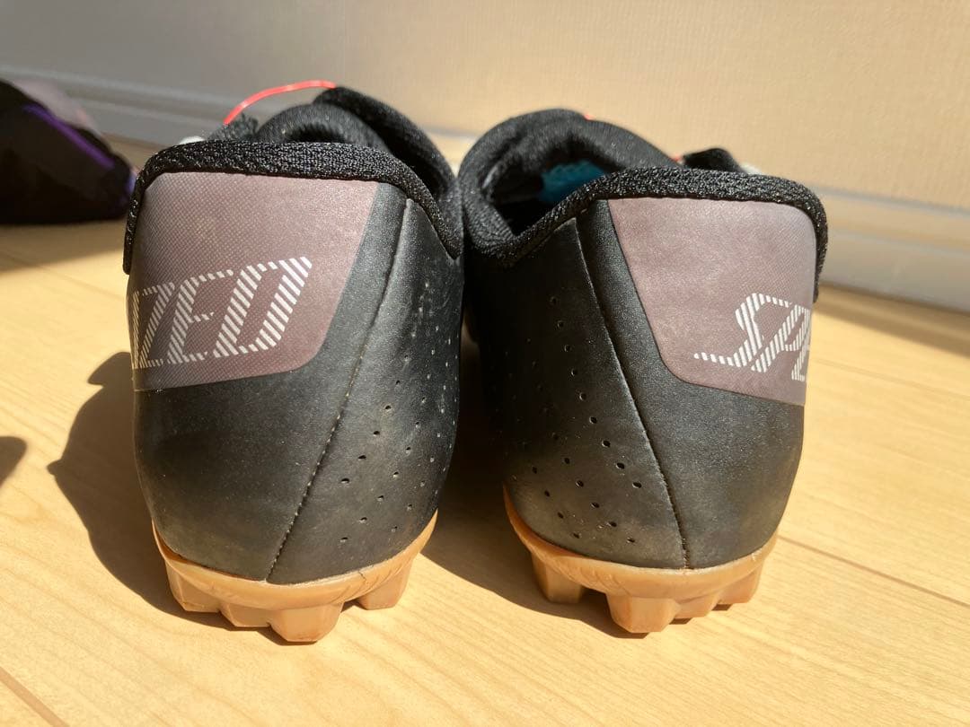 スペシャライズド　Recon 3.0 サイズ42.5