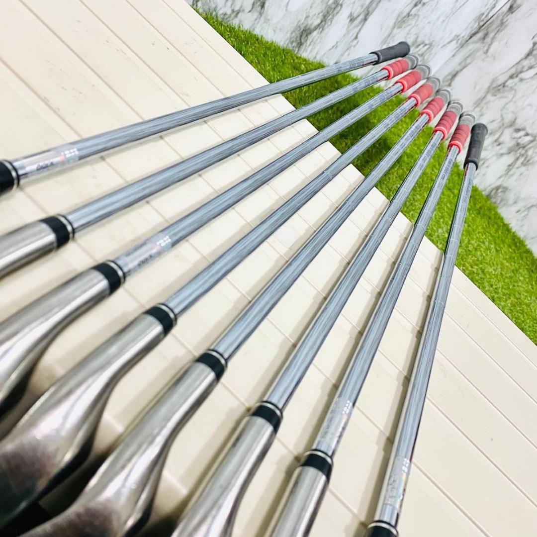 【良品】豪華8本 12代目ゼクシオ XXIO12 メンズアイアンセット スチール