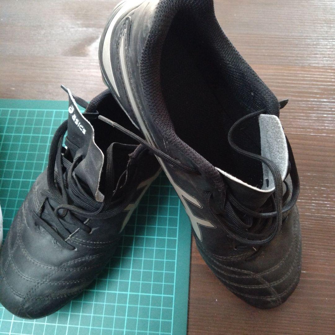 ASICS サッカーシューズ 25cm ホワイト/ブラック　ＤＳライト