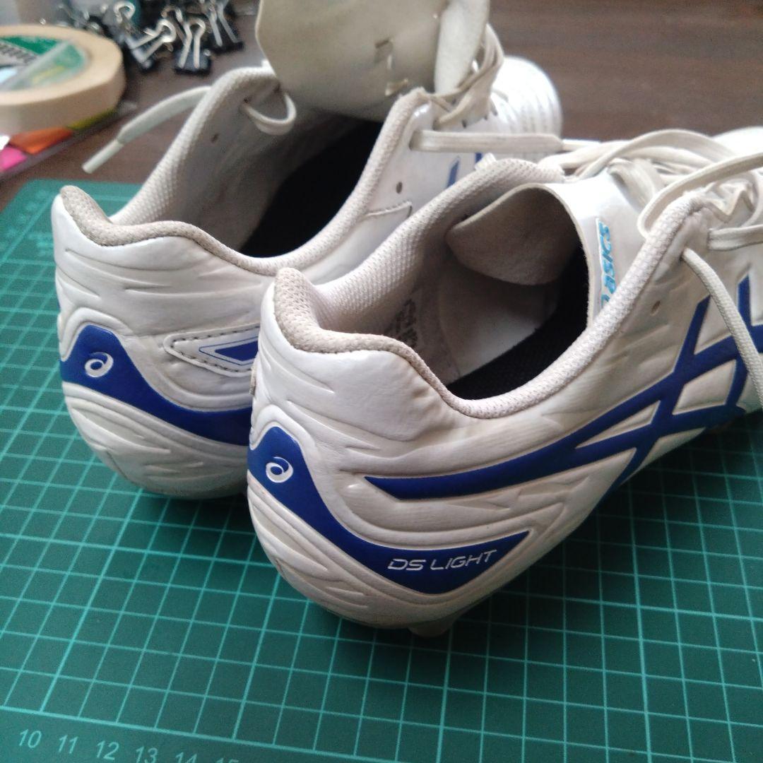 ASICS サッカーシューズ 25cm ホワイト/ブラック　ＤＳライト