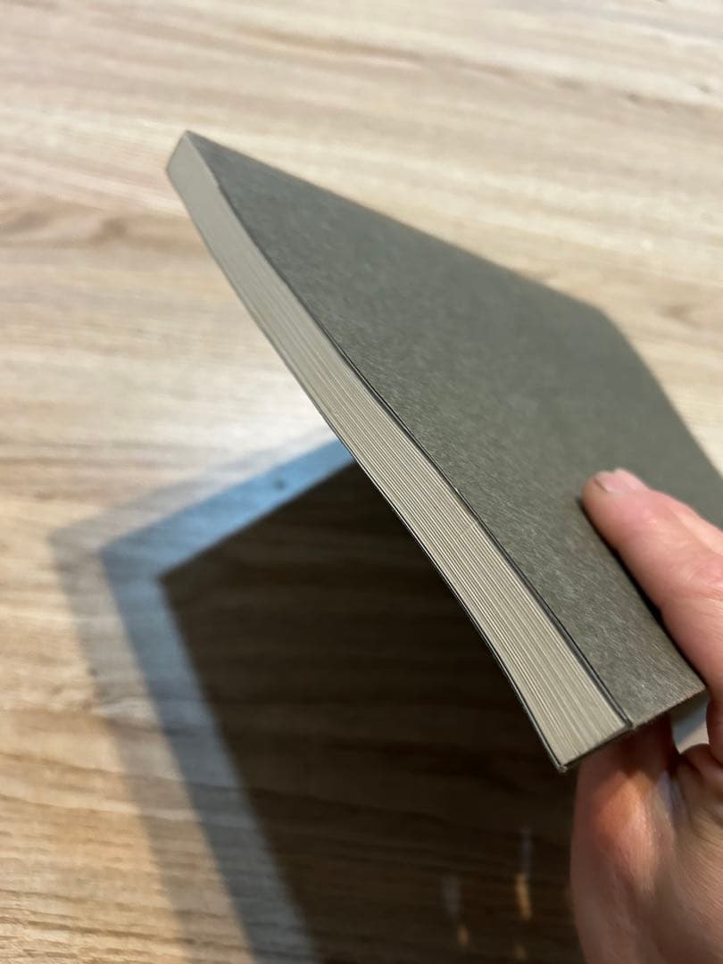 デザインの解剖 4 明治乳業 おいしい牛乳