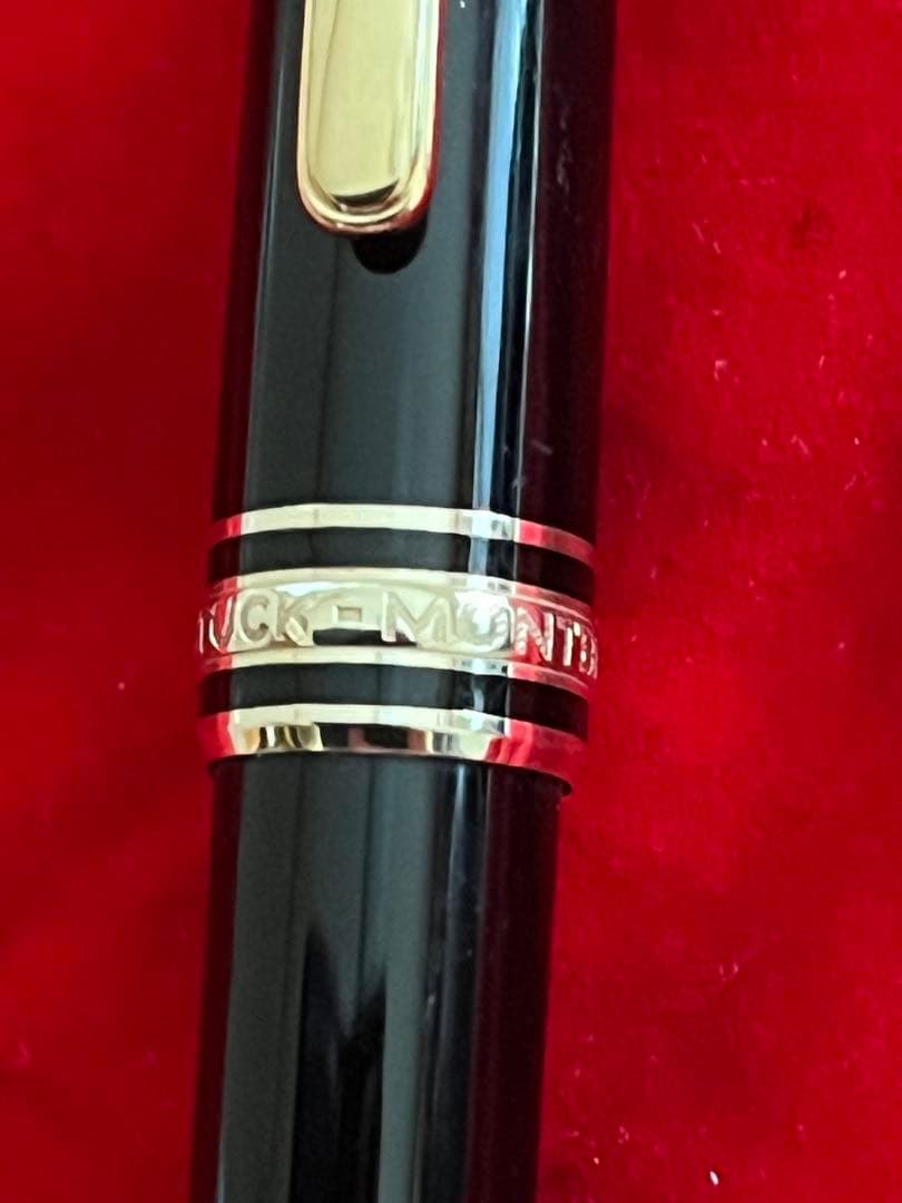 モンブランボールペン マイスターシュテュック 164ゴールド❗️艶やかです‼️