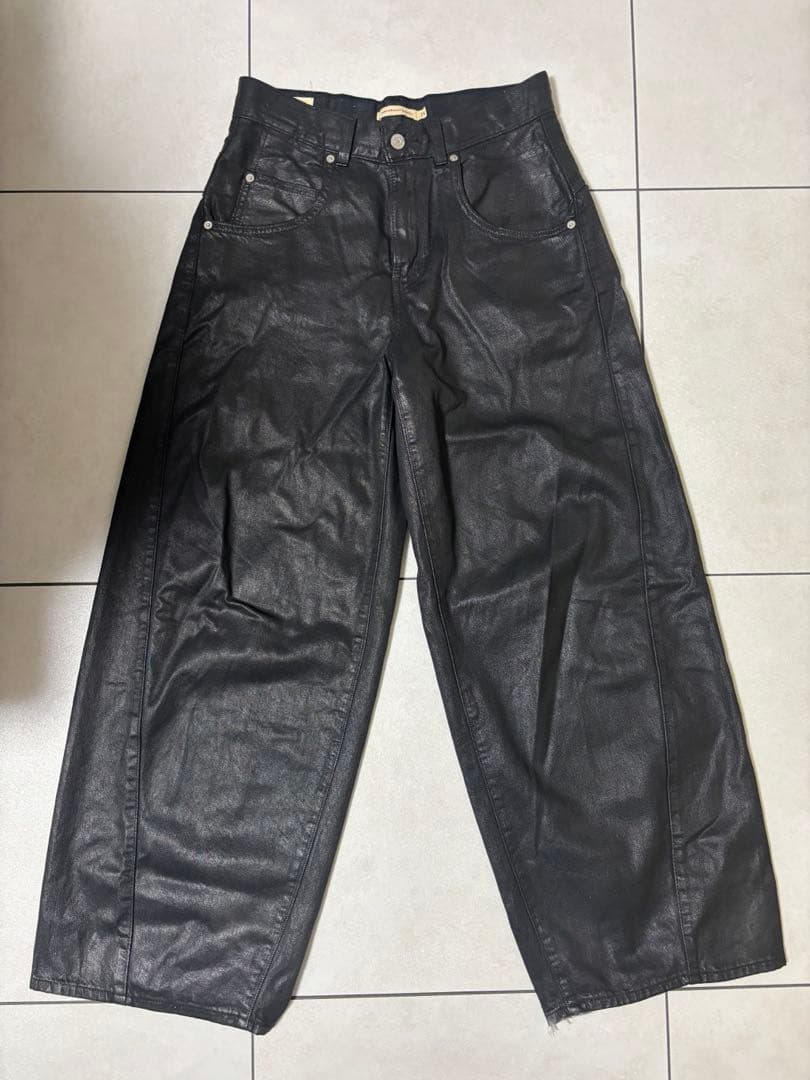 Levi's SUPER BAGGY バレルジーンズ ブラック