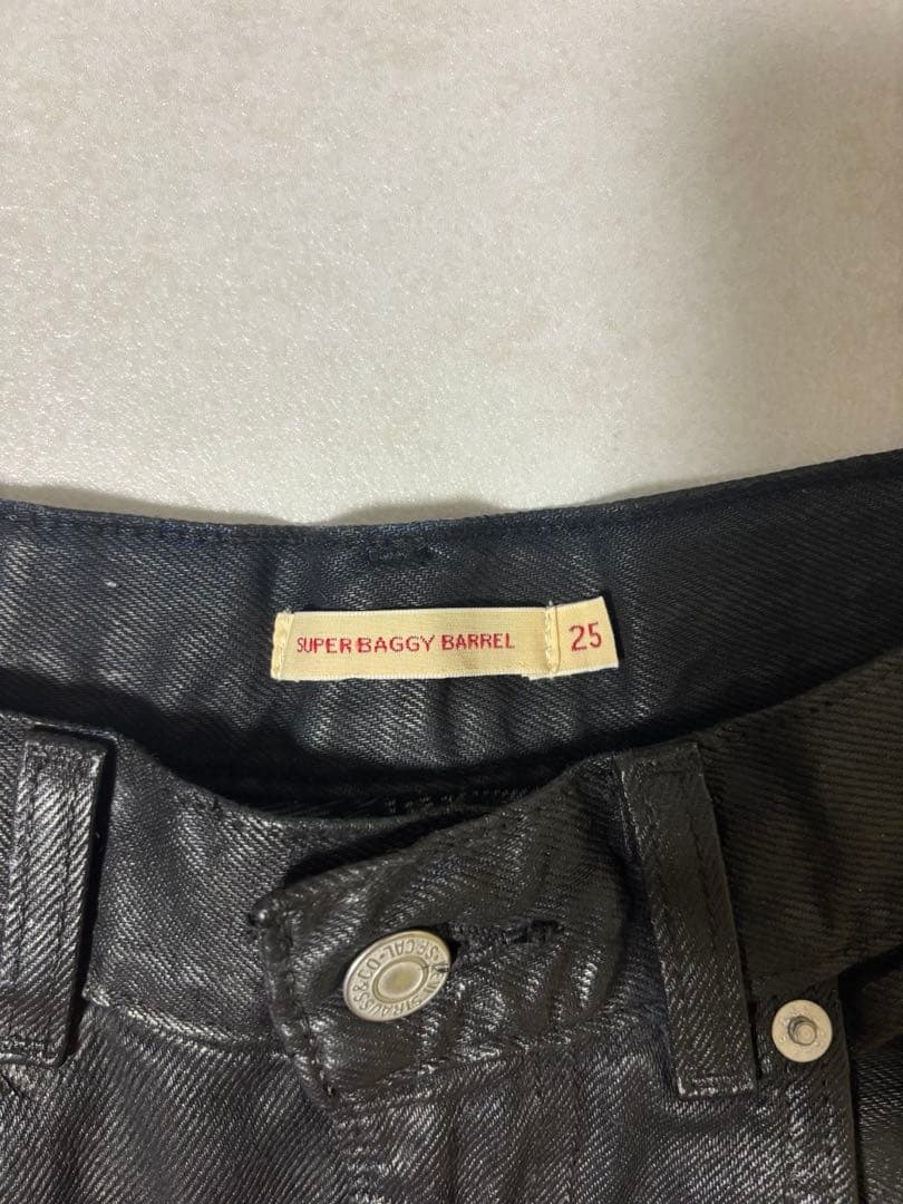 Levi's SUPER BAGGY バレルジーンズ ブラック