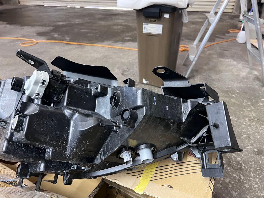 マツダ CX-5 6BA-KFEP 左（助手席側）純正LEDヘッドライト