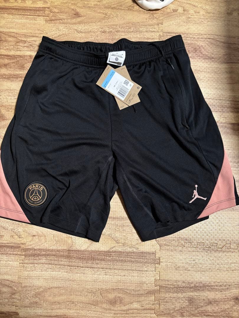 ナイキ　パリサンジェルマン　トレーニングウエア上下　Mサイズ