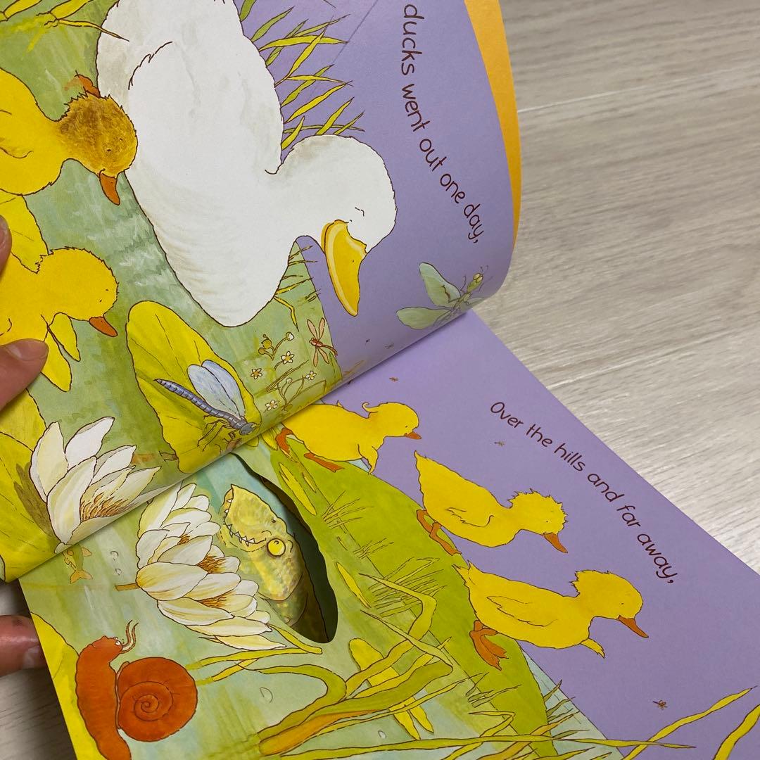 505 Five little ducks 穴開き仕掛け音声絵本