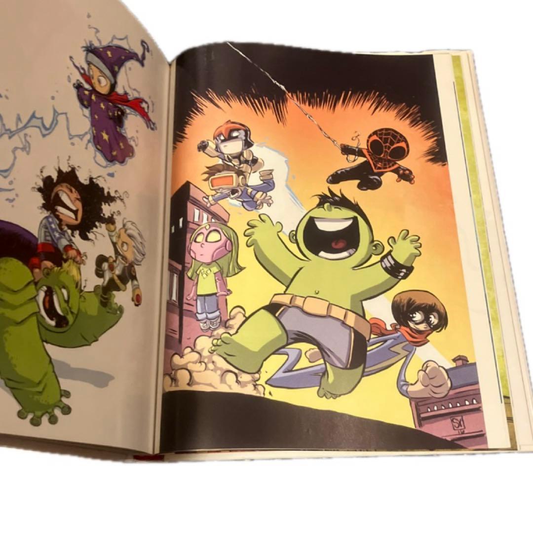 洋書 The MARVEL Art of Skottie Young
