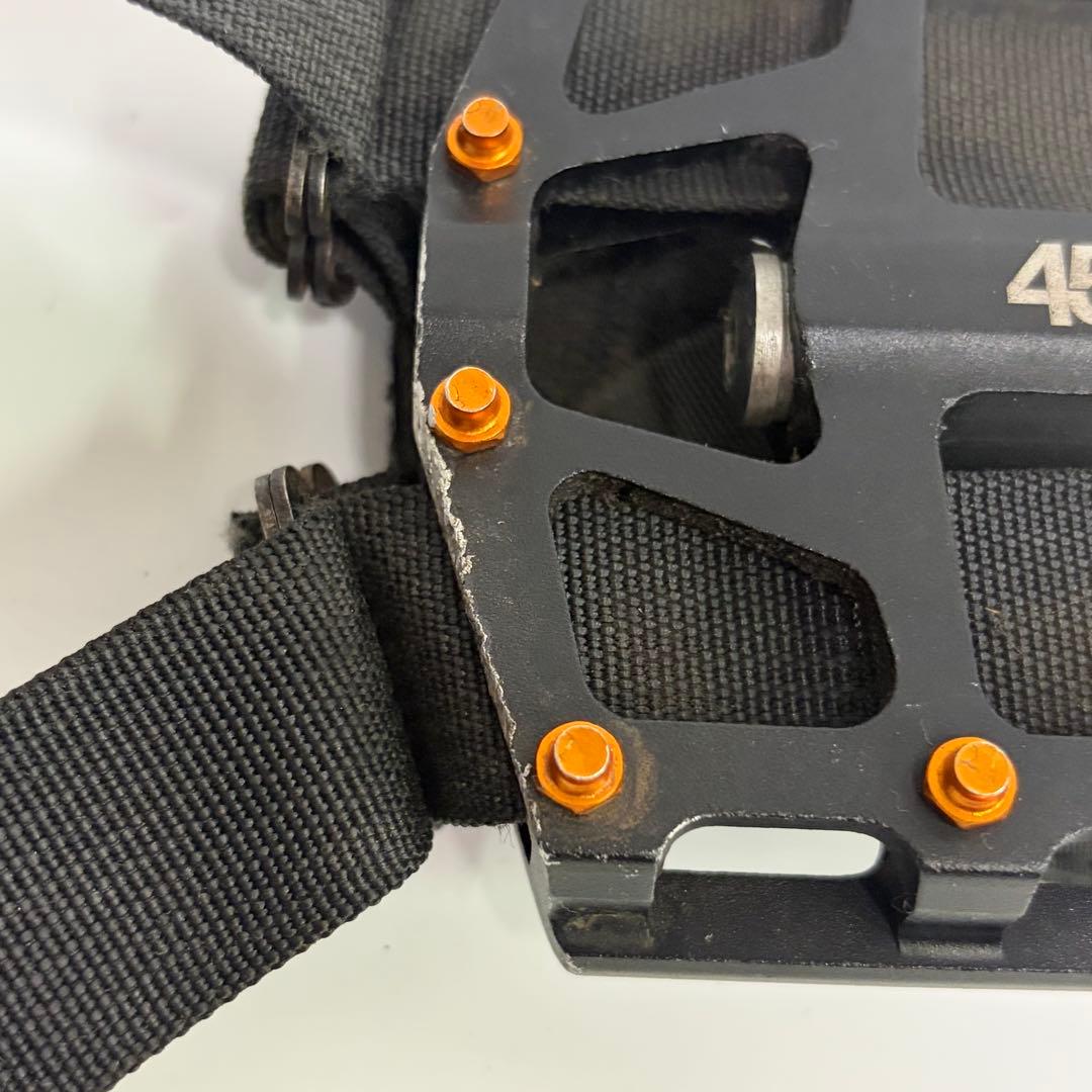 45NRTH HEIRUSPECS ペダル HOLD FASTストラップ付き