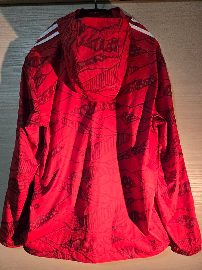 【希少・完売モデル】21/22 バイエルンミュンヘン ナイロンジャケット