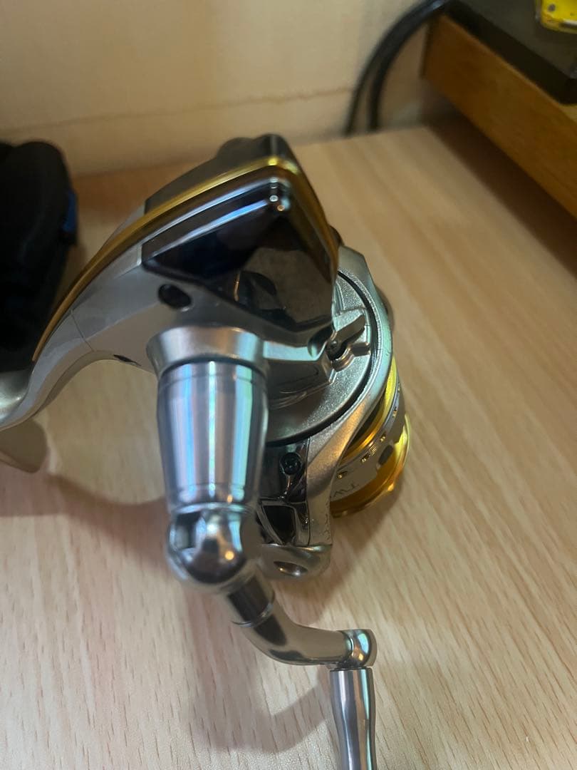 SHIMANO TWINPOWER Mg C3000 スピニングリール