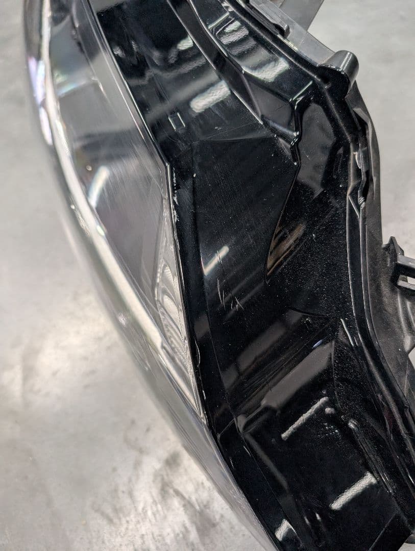 最終値下げ！日産　ノート　E13純正LED ヘッドライト
