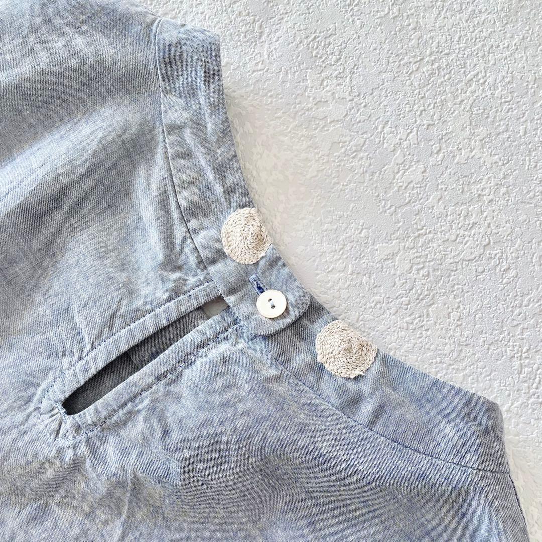 パラスパレス　刺繍ドット柄　シャンブレーブラウス