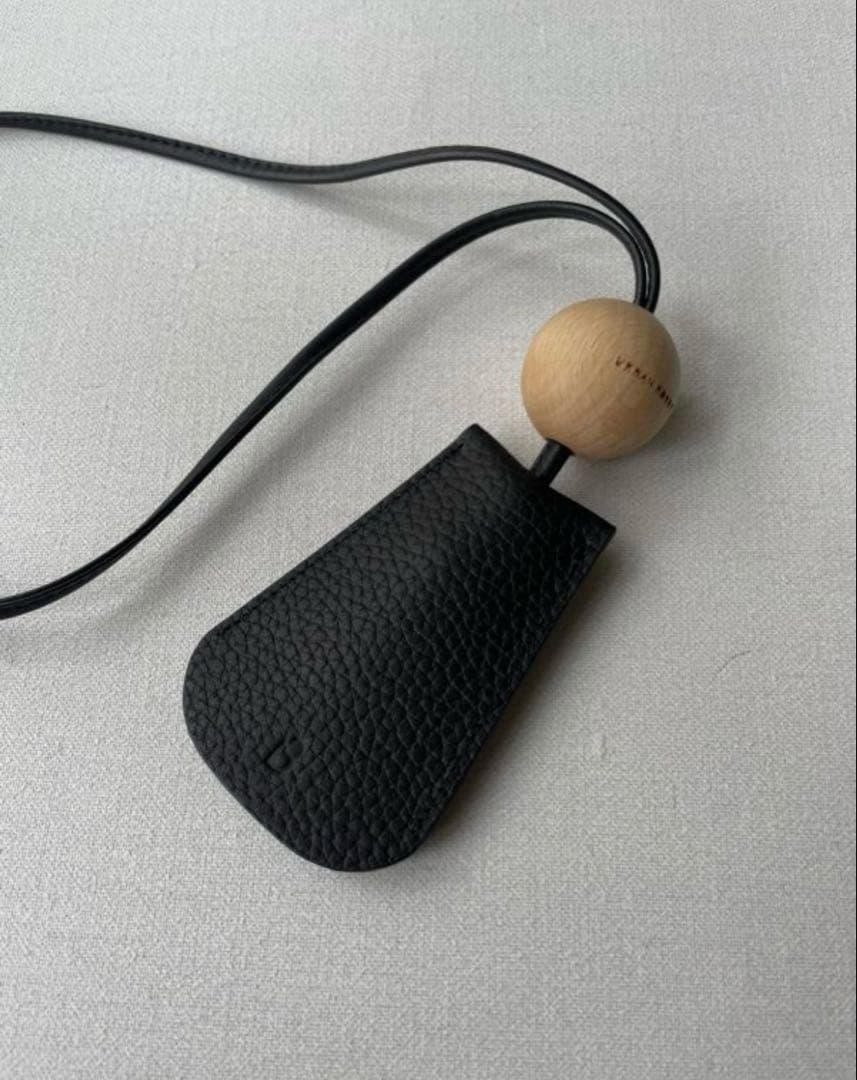 小物 URBAN BOBBY wood leather key necklace