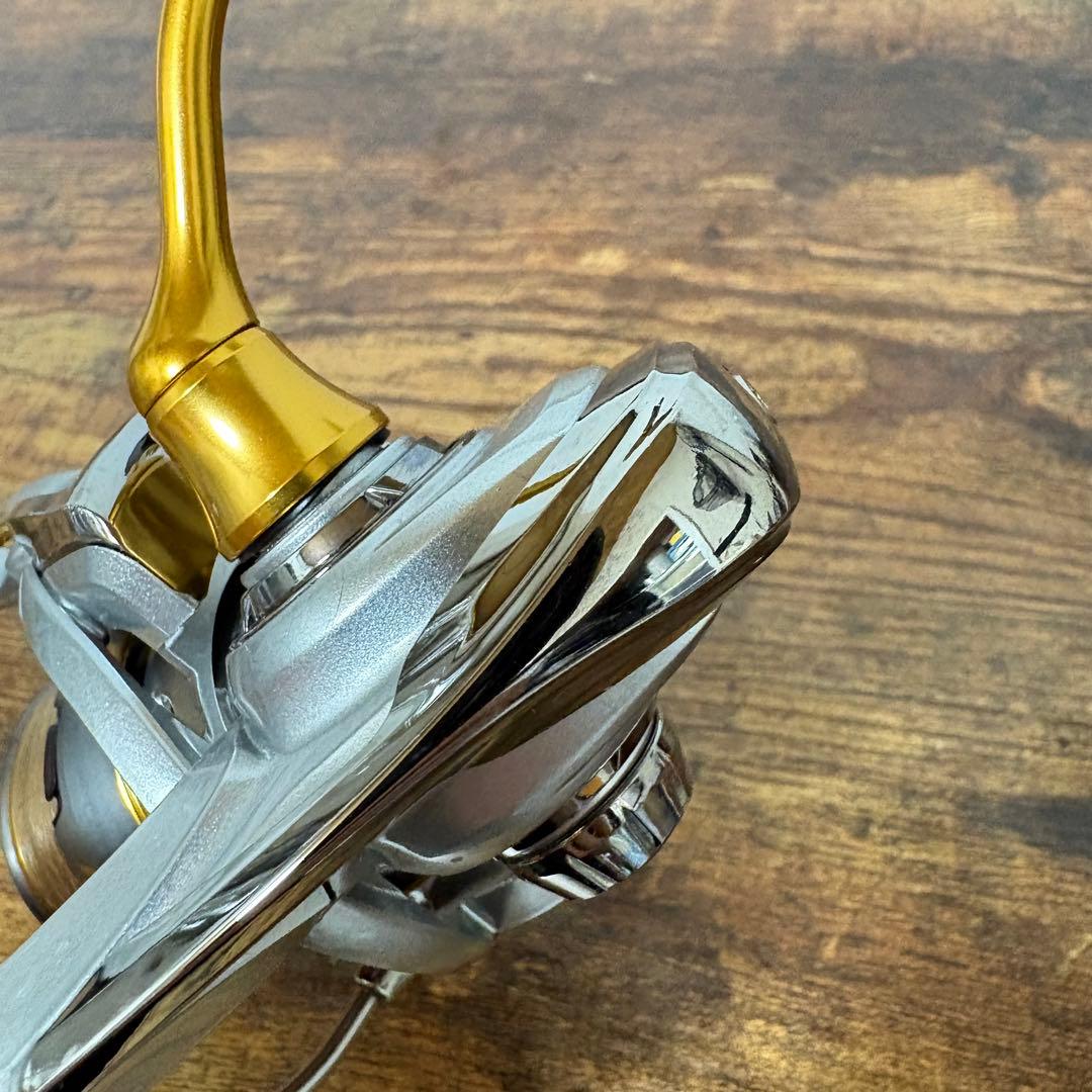 【一度使用しただけの美品】DAIWAフリームスLT2500